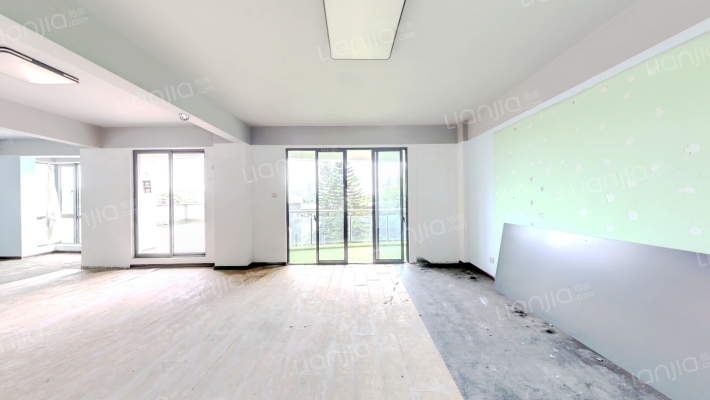 海润滨江花园B区二手房实景图