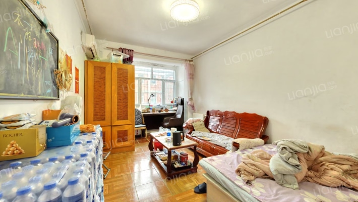 管道局第四生活区西区二手房实景图