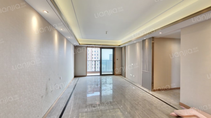 绿地天空树北区二手房实景图