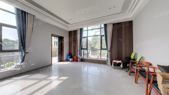 明月港湾维亚湾二手房实景图