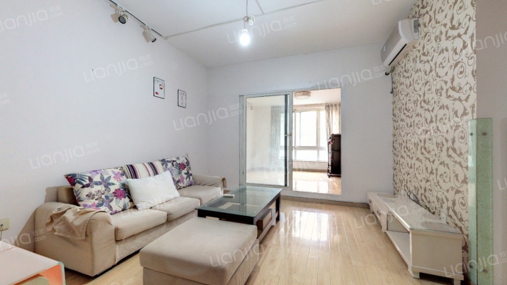 东湖国际二手房实景图