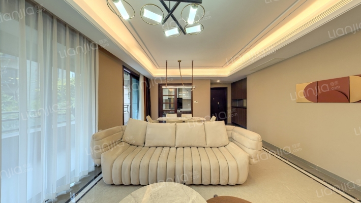 绿地新里城三期二手房实景图