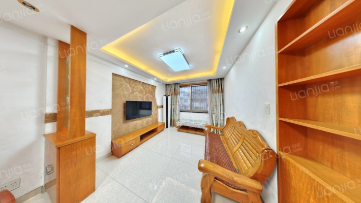 世纪广场西区二手房实景图