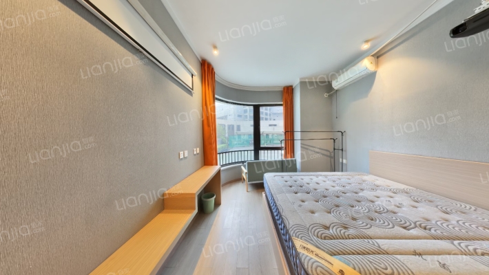 唐冶中心二手房实景图