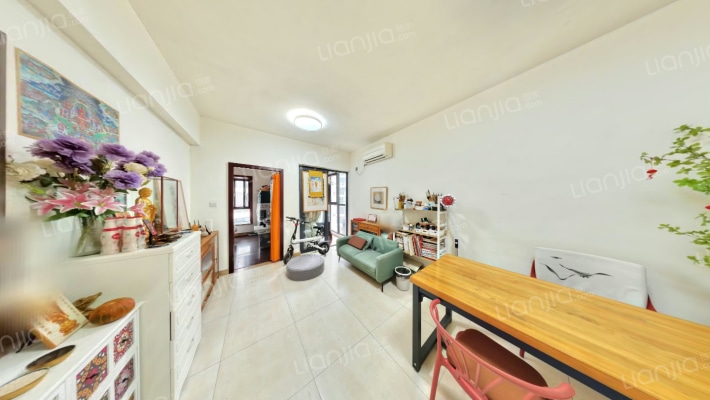 天府湾畔二手房实景图