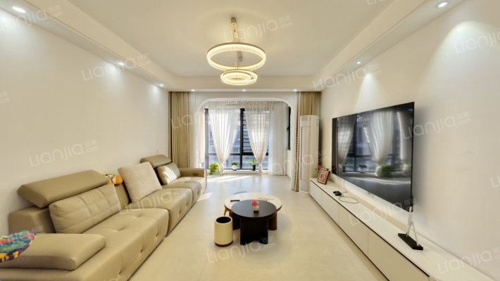 泽信·湖畔云筑二手房实景图