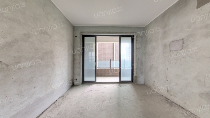 逸湖半岛二手房实景图