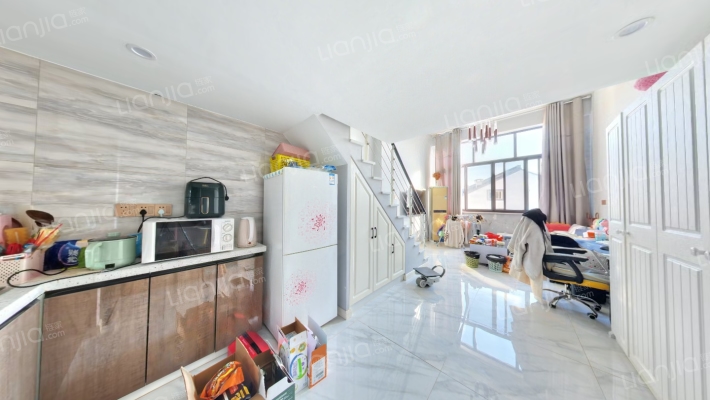 阊胥路798号二手房实景图