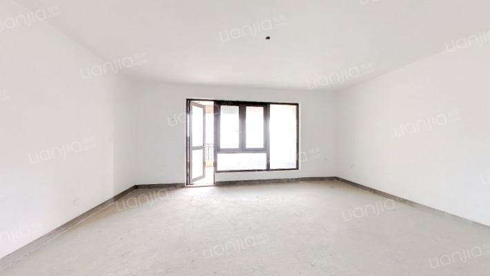 铂金湾花园二手房实景图