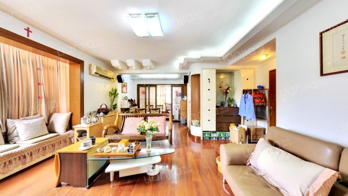 湖前兰庭二手房实景图