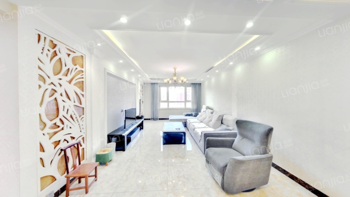 亚泰梧桐公馆二手房实景图