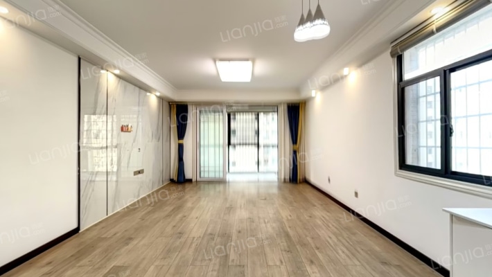 西辰幸福里二手房实景图