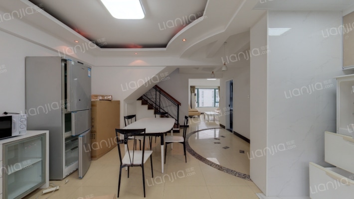 金轮翠庭园二手房实景图