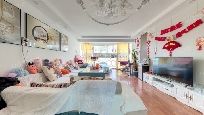 新兴花园二手房实景图