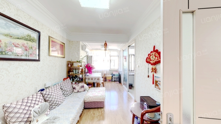 巴黎春田二手房实景图