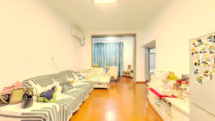 航天乙三区二手房实景图