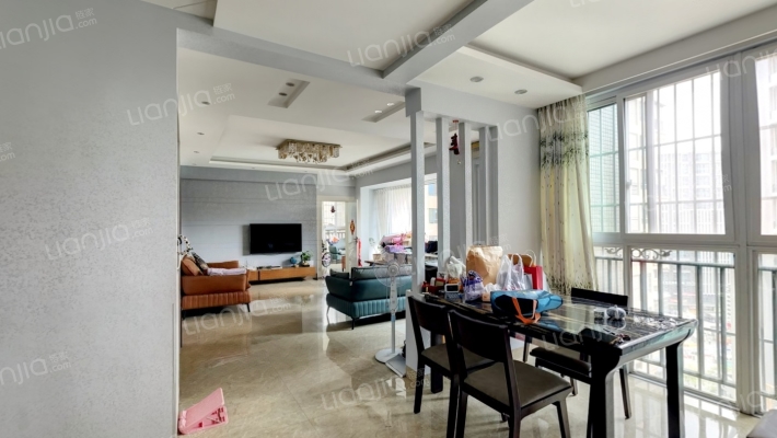 金泰公园大地二手房实景图