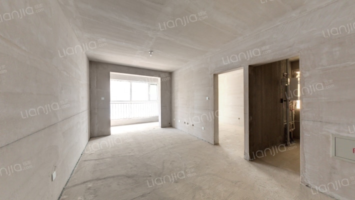 19年交房的，楼龄很新，楼间距大户型好-客厅