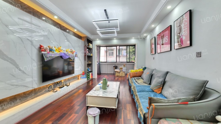 映电花园二手房实景图