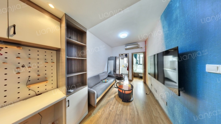 卓越中寰二手房实景图