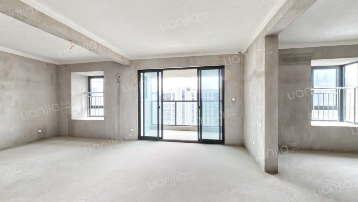 雅上云境二手房实景图