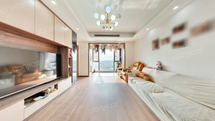 保利东郡二手房实景图