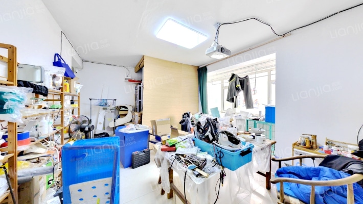 信息大厦二手房实景图