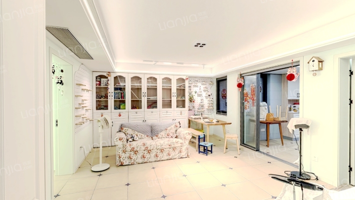 莎海公寓二手房实景图