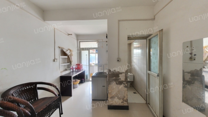 新华书店家属院二手房实景图