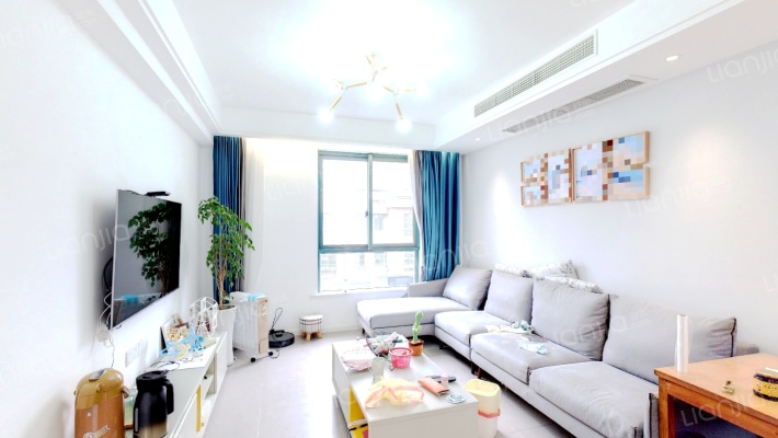 赛格特日月星苑东区二手房实景图