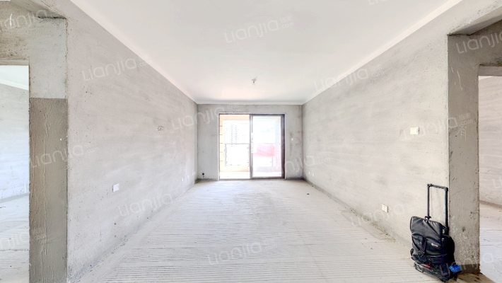 金马爱梦天宸二手房实景图