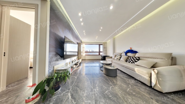 天成溪树庭院二手房实景图