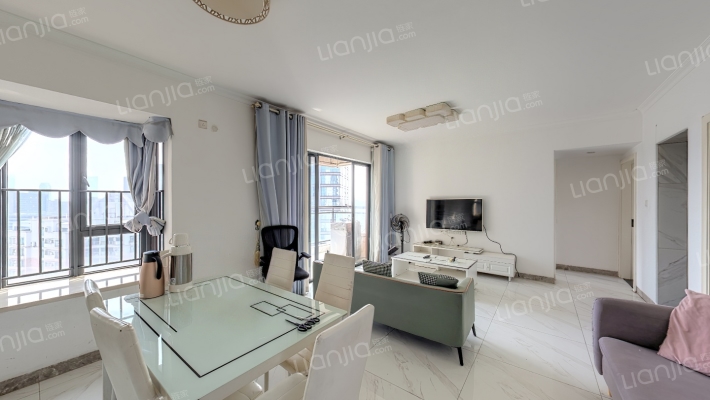 富通旗峰公馆二手房实景图