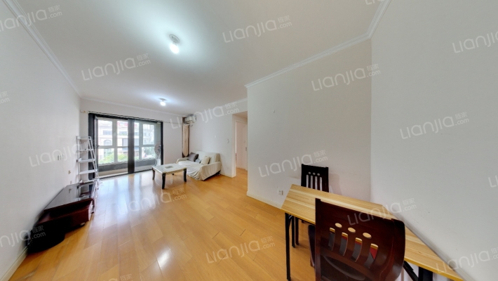 悦丽海湾二手房实景图