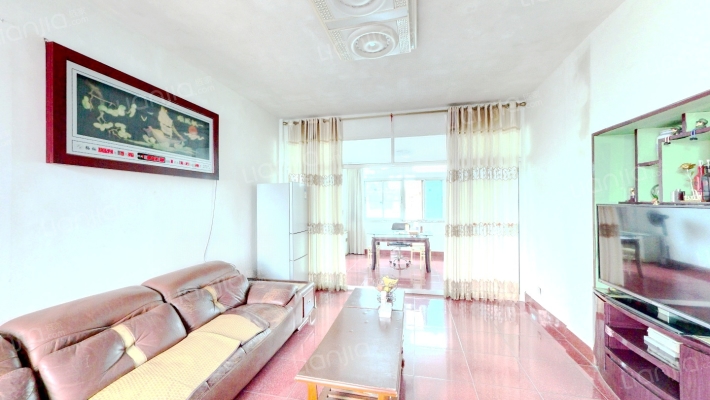 体育馆路二手房实景图