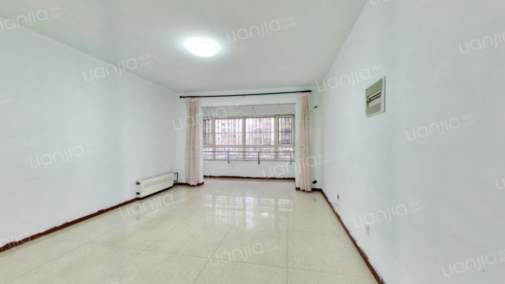 水岸名都二手房实景图