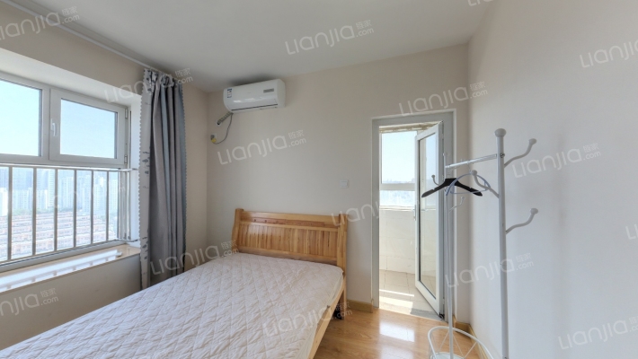 山钢·鸿悦华府二手房实景图