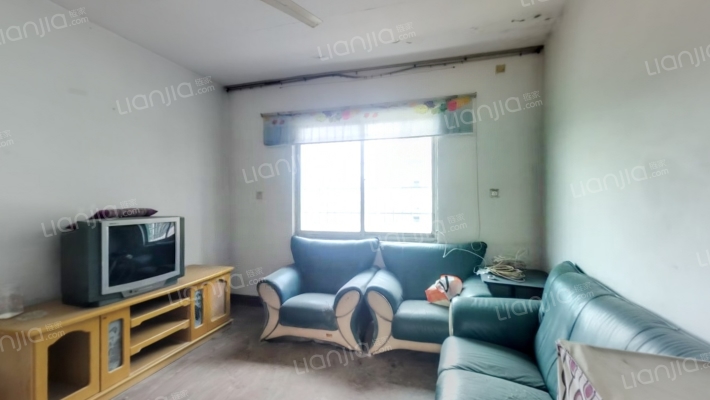 岳阳体校职院东院小区二手房实景图