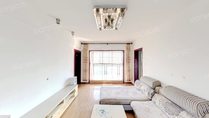 罗兰小镇二手房实景图