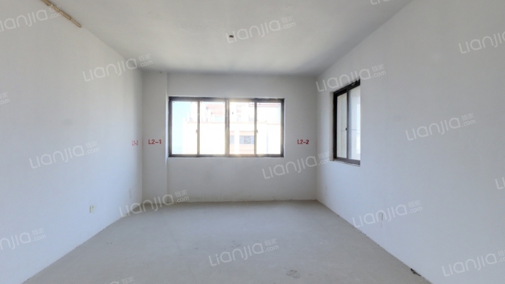 梅馨家园二手房实景图