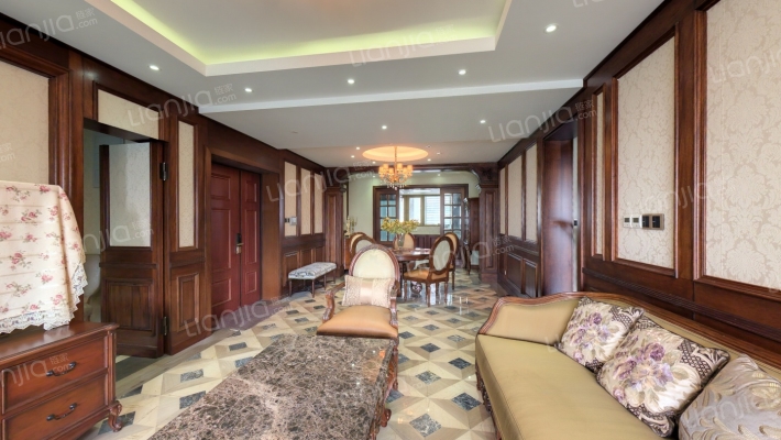 银河丽湾二手房实景图