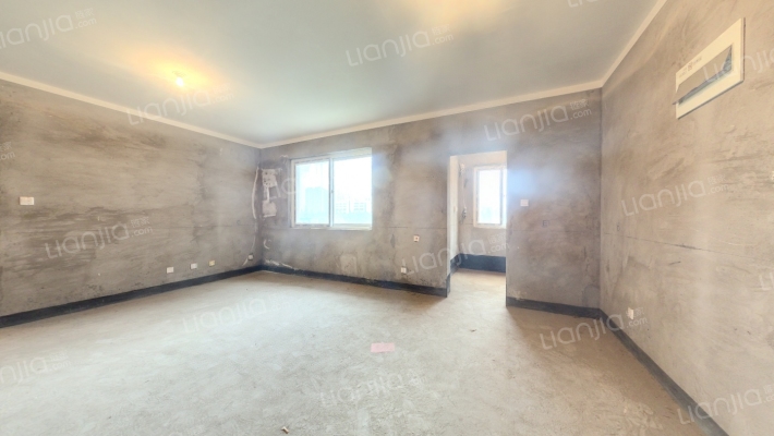 世界观二手房实景图