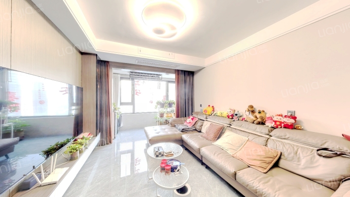 富力·开远城F区二手房实景图