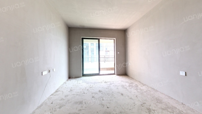 恒泰滇池名门贰号院金逸嘉园二手房实景图