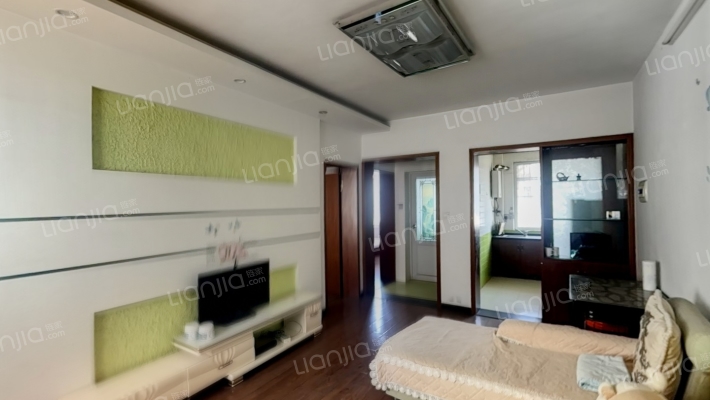 新颜小区二手房实景图