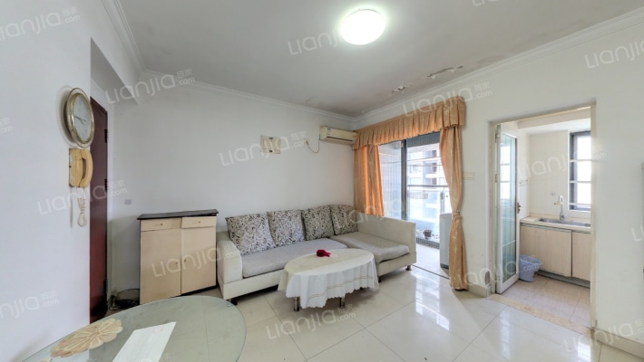 时尚岛蓝钻二手房实景图