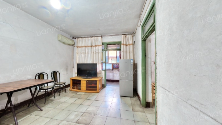 半边山小区二手房实景图