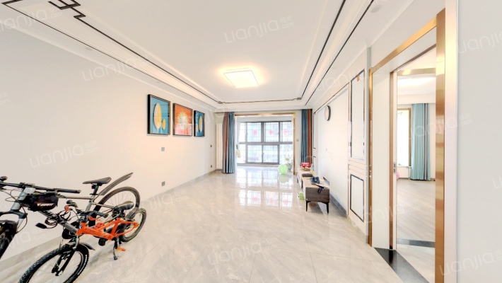 四里河畔D区二手房实景图