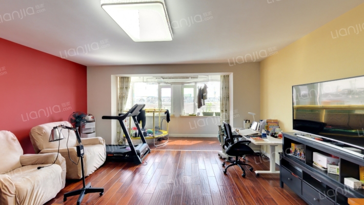 鹏莱花园二手房实景图