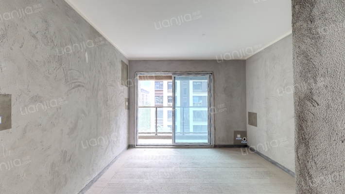 金地格林春岸二期二手房实景图